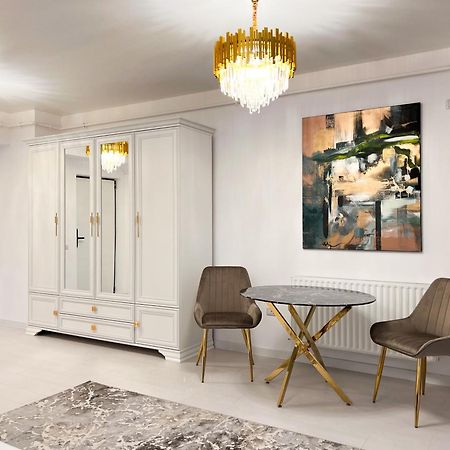 Happy Studio By Rh Living Bucureşti Exterior foto